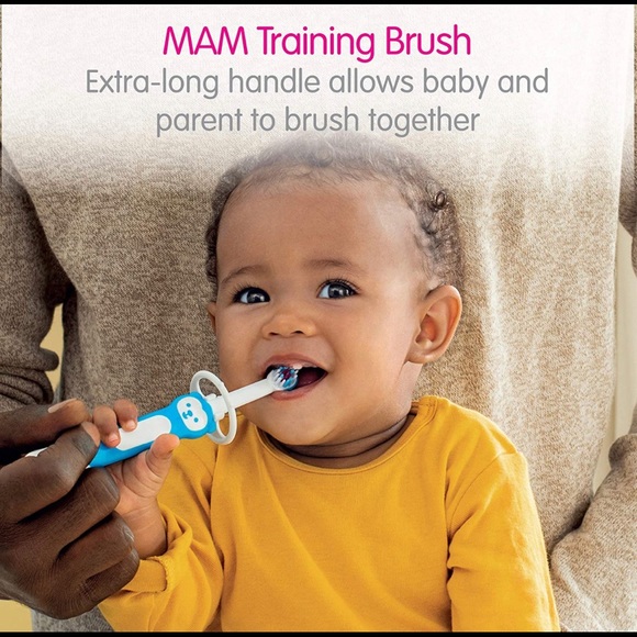 MAM Green Baby Toothbrushes (2 Baby's Brushes and 1 Safety Shield) - Picture 2 of 4